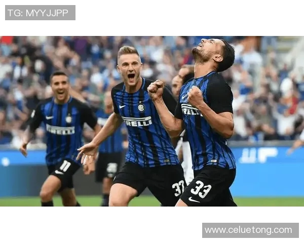 奥格斯堡逆转胜门兴,德甲榜上升至第六,展现强劲实力 奥格斯堡逆转胜门兴,德甲榜上升至第六,展现强劲实力