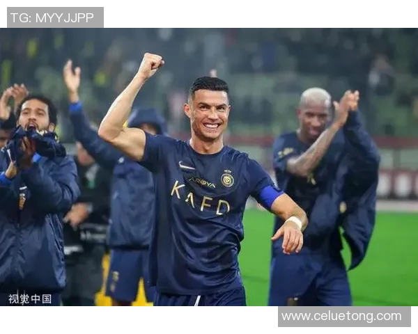 巴黎圣日耳曼宣布签下意甲球队尤文图斯前锋C罗