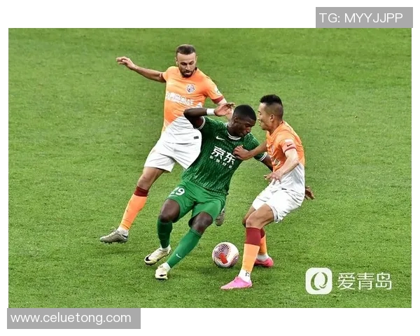 曼佐基头球破门助力大连英博迎来关键胜利展现强大团队精神 曼佐基头球破门助力大连英博迎来关键胜利展现强大团队精神